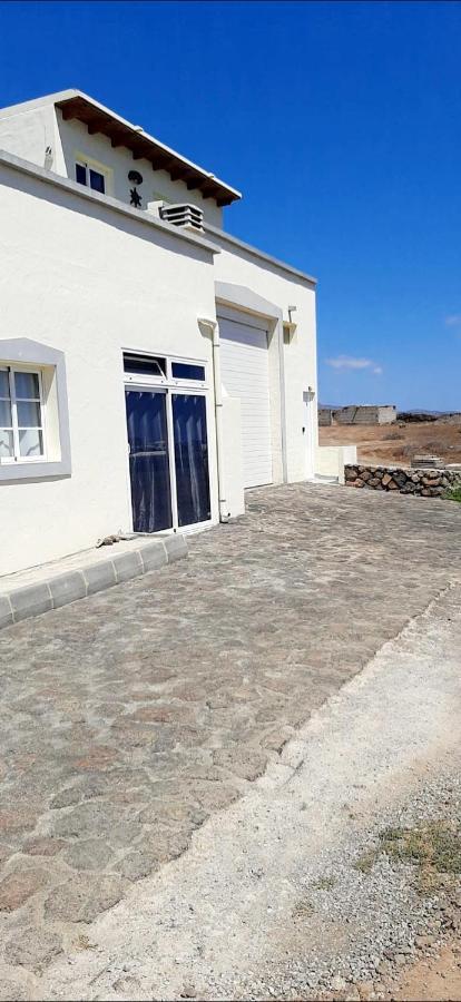 Apartamento en Mala con vista al mar Exterior foto