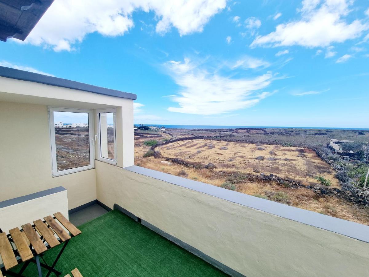Apartamento en Mala con vista al mar Exterior foto